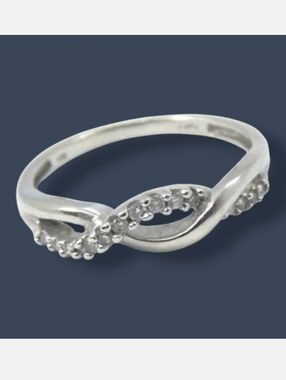 0.20 CTW Genuine Diamond Wave 10KW GOLD Ring 6.75